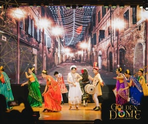 Golden Dome Cabaret Show - Thai Pass