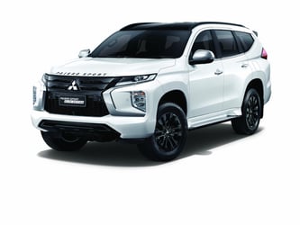 MPV Mitzubishi Pajero.jpg