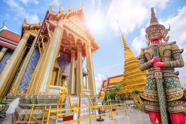 Bangkok: City Highlights Temple - Flexi Walking Temple Tour, Grand Palace, Wat Pho, Wat Arun with English Guide - Thai Pass