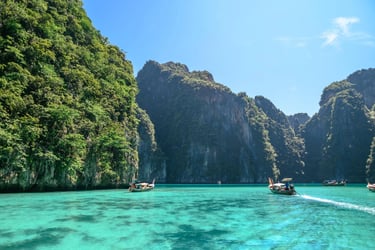 Phi Phi Island, Bamboo Island and Sunset Maiton Island by Seanery Speed Catamaran - Thai Pass