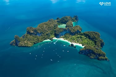 Phang Nga Bay and Hong Island Day Trip with Speedboat