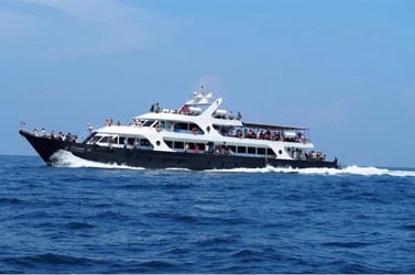 One Way Big Boat Transfer between Phuket and Phi Phi Island