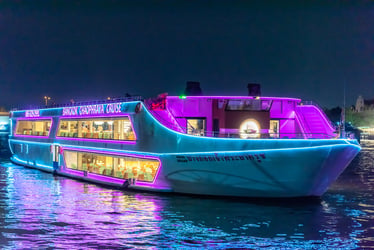 Bangkok Chaophraya Cruise at Asiatique