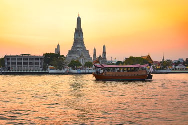 Manohra Cruises_Exterior with Wat Arun.jpg