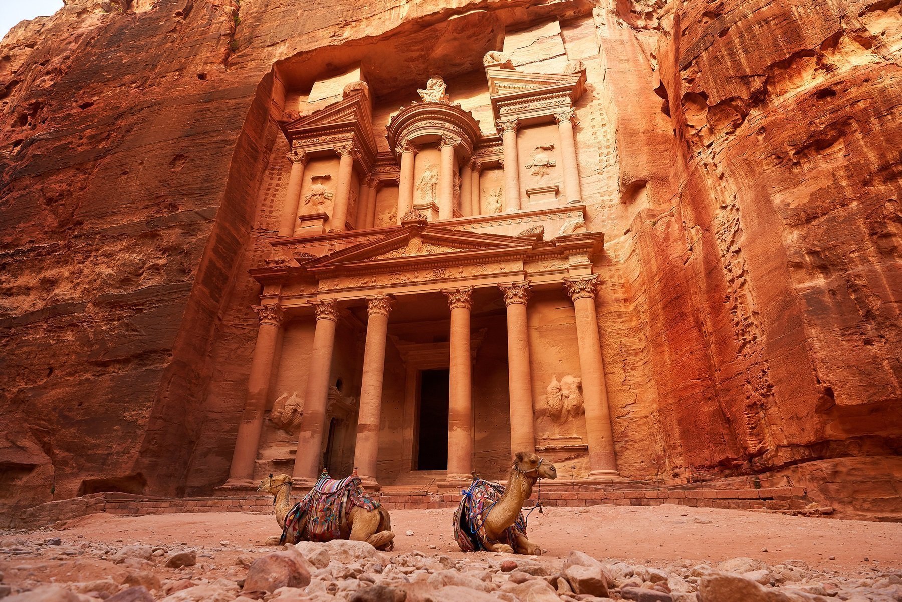 Petra Treasury Guided Tour