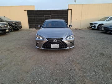 لكزس أي اس 250