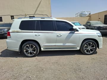 تويوتا جي اكس ار