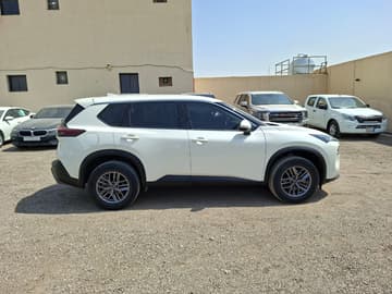 نيسان اكس تريل / 2024