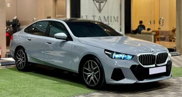 بي ام دبليو BMW 520i M - Kit (2025) 
