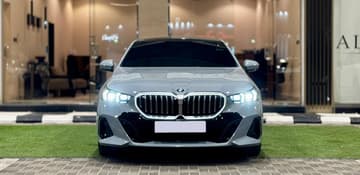 بي ام دبليو BMW 520i M - Kit (2025) 