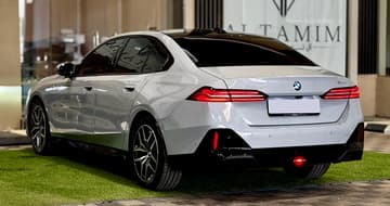 بي ام دبليو BMW 520i M - Kit (2024) 