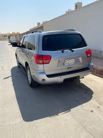 تويوتا سيكويا / 2013