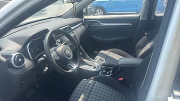أم جي  ZS STD -2023