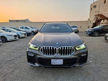 بي ام دبليو اكس 6 - 2022
