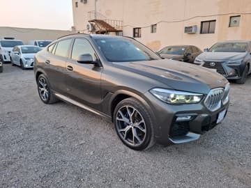 بي ام دبليو اكس 6 - 2022