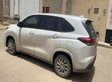 تويوتا انوفا - ر ع ن 5136