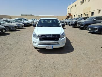 ايسوزو بكب غمارتين  -2023