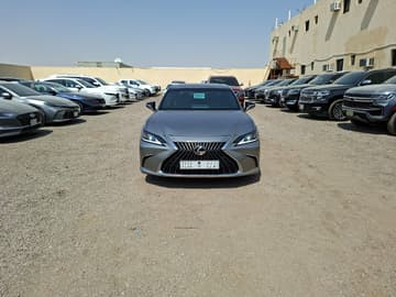 لكزس أي اس 250  - 2025