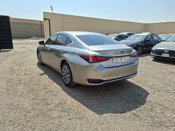 لكزس أي اس 250  - 2025