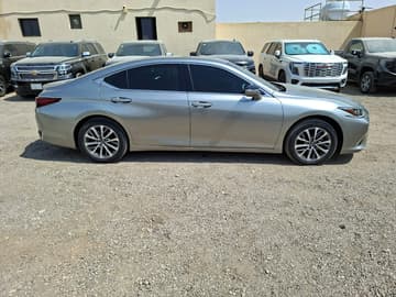 لكزس أي اس 250  - 2025