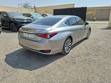 لكزس أي اس 250  - 2025