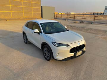 هيونداي زد ار في - 2023