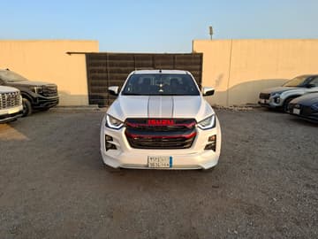 ايسوزو بكب غمارتين  - 2024