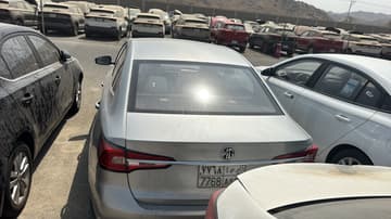 أم جي5  COM - 2022