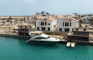 يخت الأميرة 56 (Princess 56) الفاخر 