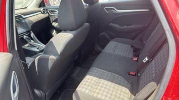 MG ZS STD - 2022
