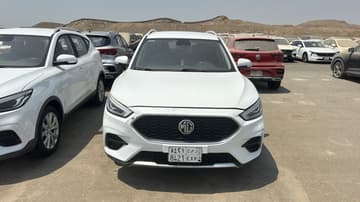 MG ZS STD - 2023