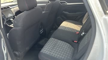 MG ZS STD - 2023