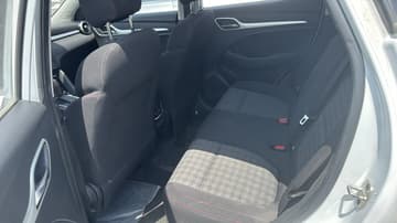 MG ZS STD - 2023