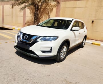 نيسان اكس تريل 