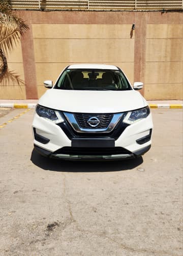 نيسان اكس تريل 