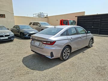 تويوتا يارس 