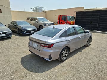 تويوتا يارس 