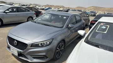 أم جي6  LUX - 2022
