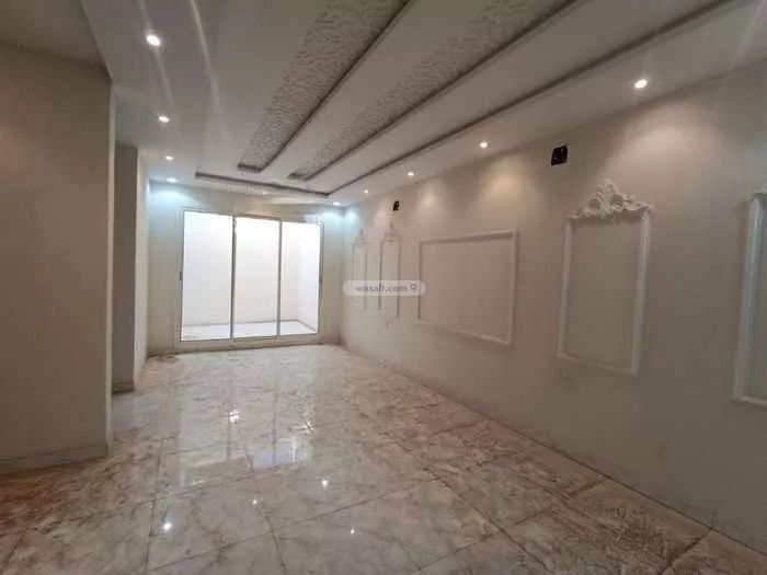 Floor 185 SQM with 5 Bedrooms Tuwaiq, West Riyadh, Riyadh