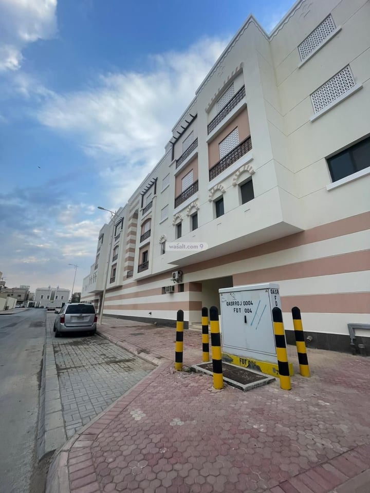 Apartment 221 SQM with 3 Bedrooms Al Suwaidi, West Riyadh, Riyadh