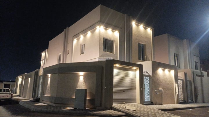 5 Bedroom(s) Duplex for Sale Taibah, Dammam