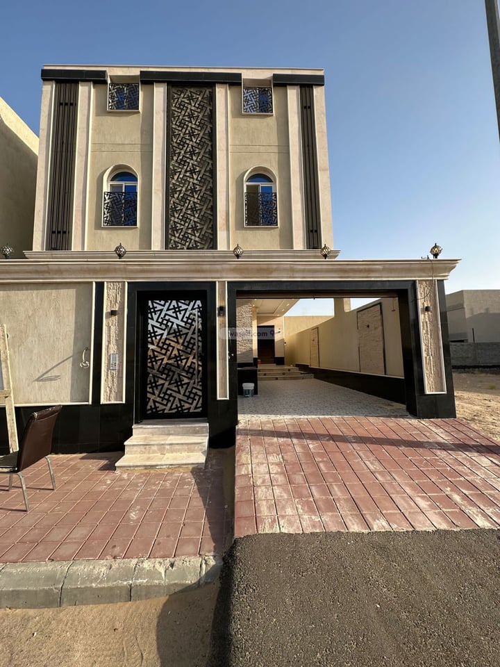 فيلا 300 متر مربع شرقية على شارع 15م الشامية الجديد، مكة المكرمة