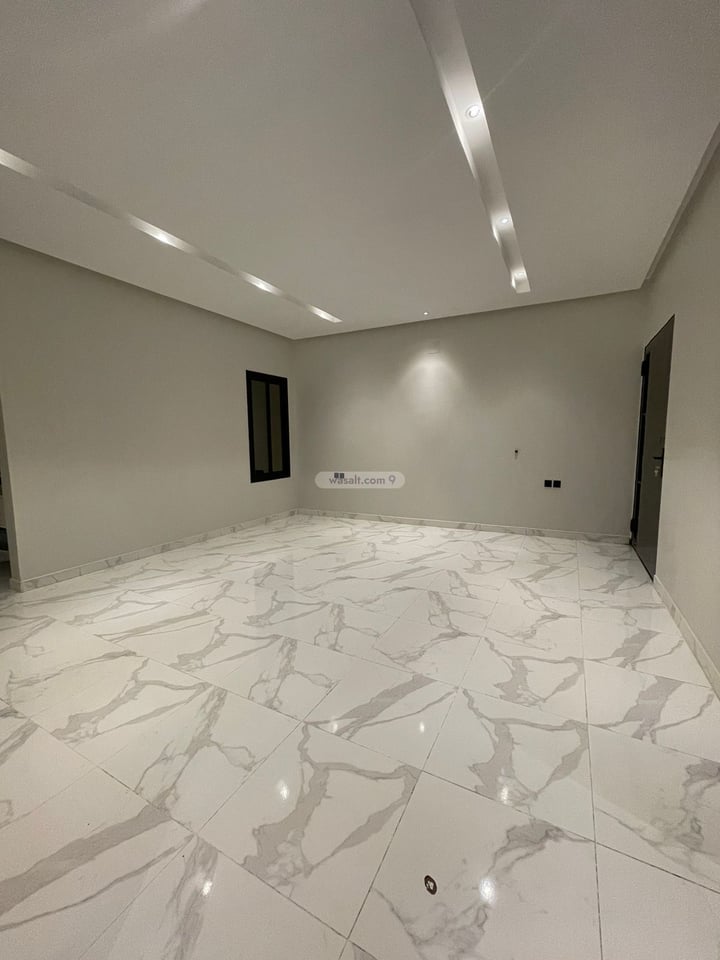 5 Bedroom(s) Floor for Sale Taybah, South Riyadh, Riyadh