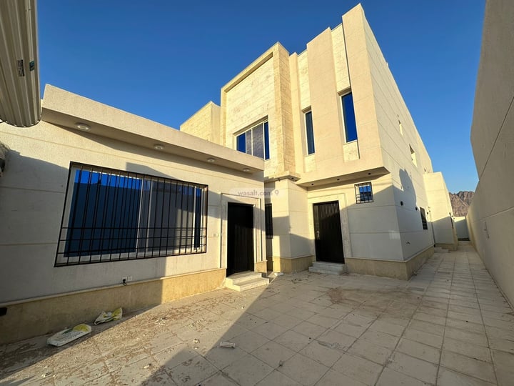 Villa 400 SQM Facing East on 20m Width Street Al Wadi, Hail