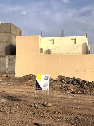 Land 660 SQM Facing North on 30m Width Street Nubala, Madinah