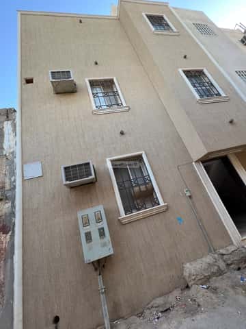 SQM Building for Sale Al Sharafiyah, West Riyadh, Riyadh