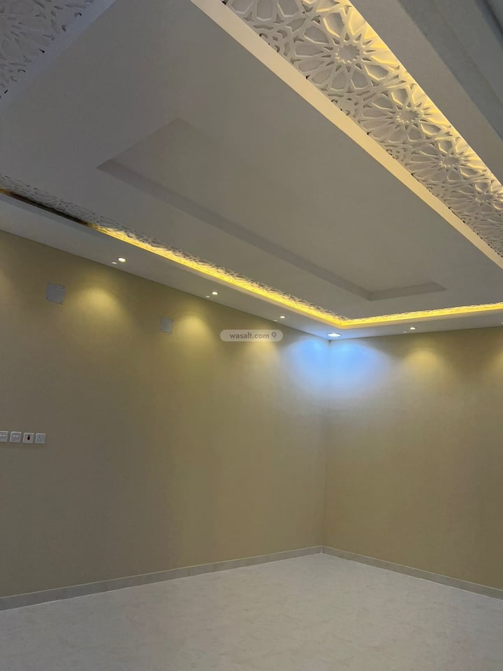 Floor 600 SQM with 4 Bedrooms Al Yarmuk, Al Kharj