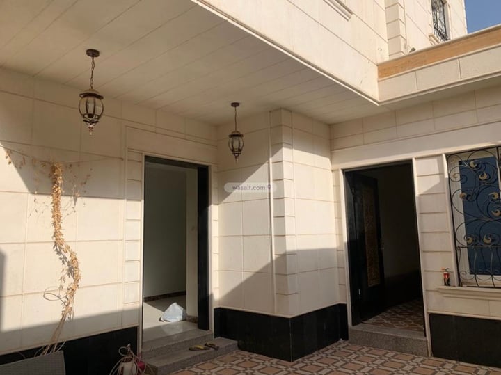 Villa 310 SQM Facing West on 15m Width Street Al Munisiyah, East Riyadh, Riyadh