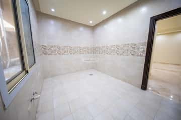 Apartment 241 SQM with 5 Bedrooms Al Faisaliyah, North Jeddah, Jeddah