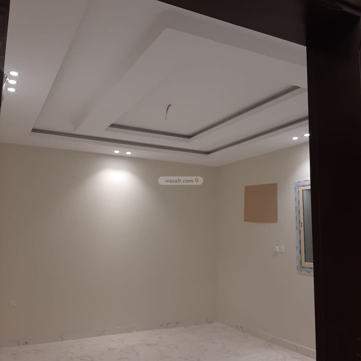 Floor 390 SQM with 5 Bedrooms Al Aziziyah, Madinah